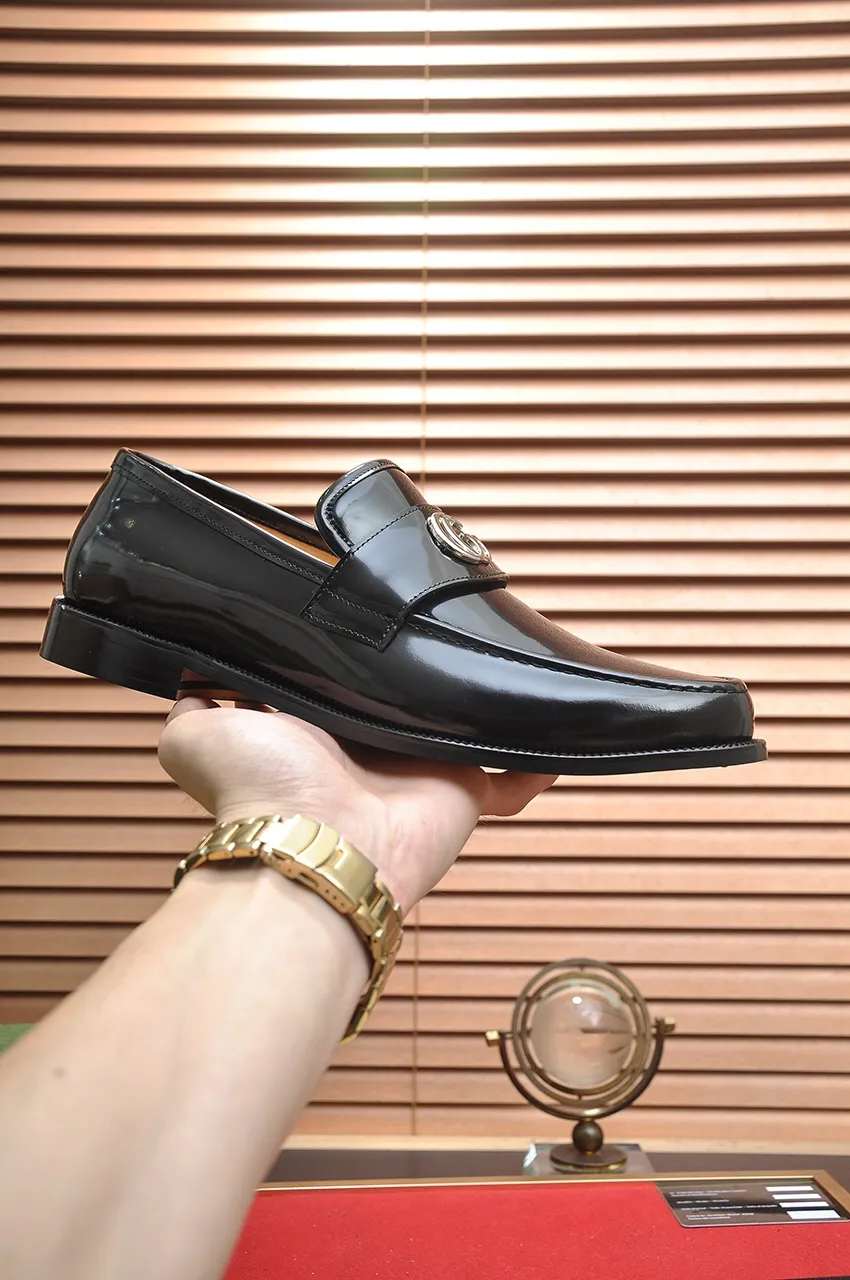 Men's men's shoes💰520💶【GUCCI】 (high-end Niuli) new model🍀Gucci* - top version Gucci classic casual leather shoes! It is made of imported original cowhide and has a comfortable first layer of cowhide lining! Original wear-resistant rubber outsole! High quality products! Code number 38-44!